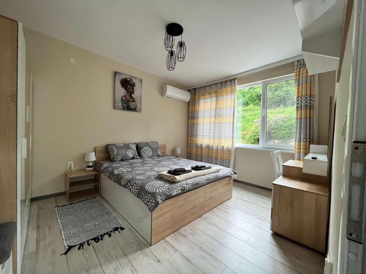 Apartment Enina ヴェリコ・タルノヴォ エクステリア 写真